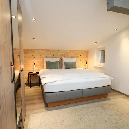 Tirola Platzl Apartmán